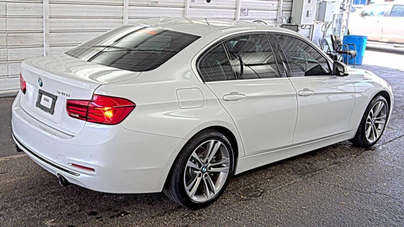 2017 BMW 3 Series 340i
