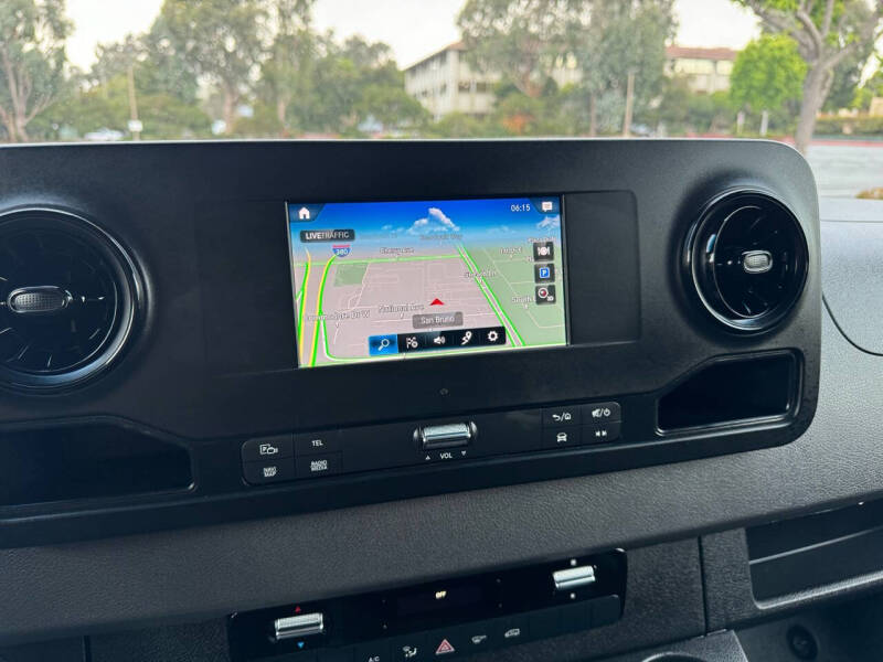 2023 Mercedes-Benz Sprinter 2500