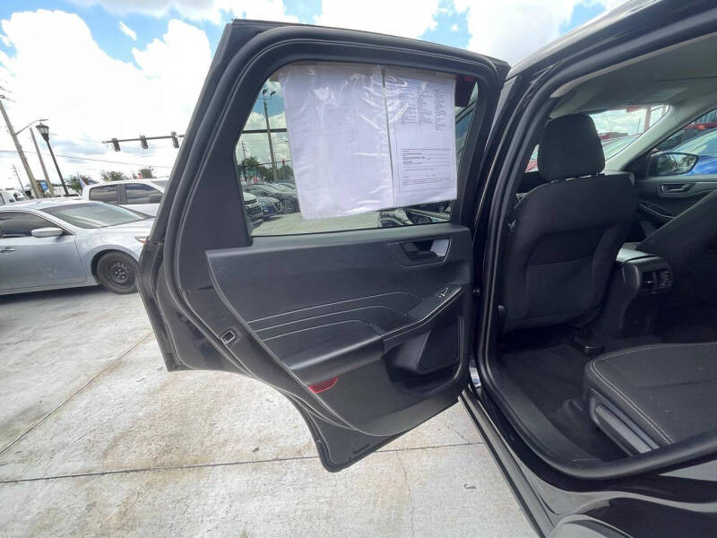 2025 Ford Escape Active