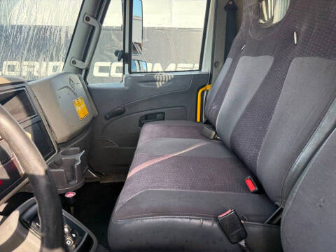 2011 International DuraStar 4300