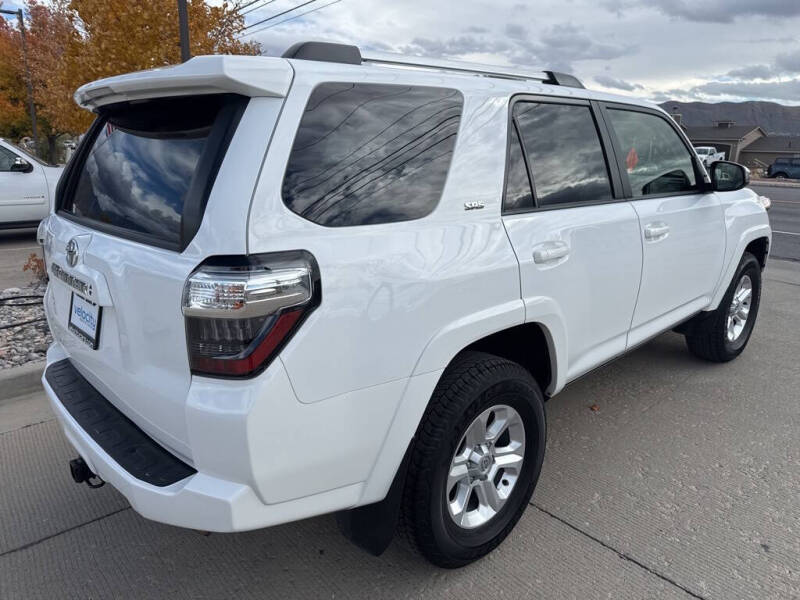 2024 Toyota 4Runner SR5