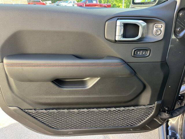 2026 Jeep Gladiator Shadow Ops