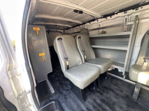 2020 Chevrolet Express 2500