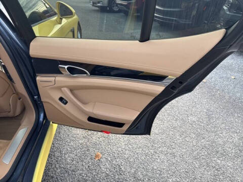 2014 Porsche Panamera 4