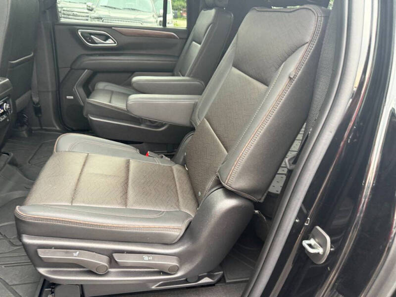 2022 Chevrolet Suburban High Country