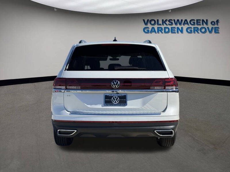 2026 Volkswagen Atlas SE