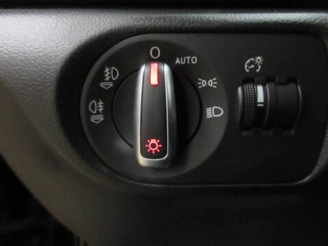 2015 Audi Q3 2.0T quattro Prestige