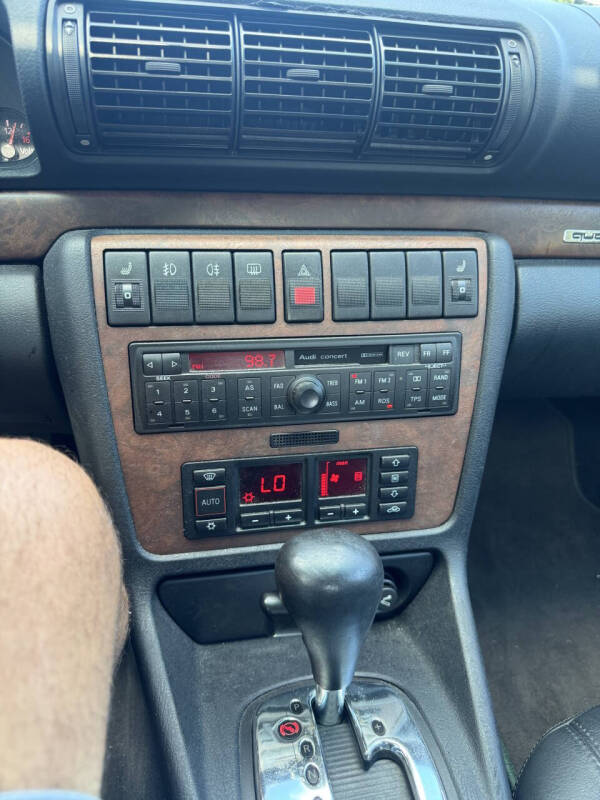 1999 Audi A4 quattro 2.8