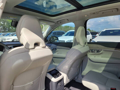 2025 Volvo XC90 T8 Plus Bright Theme 6P