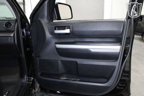 2014 Toyota Tundra SR5