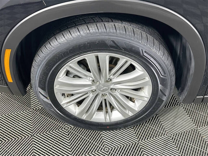 2024 Mitsubishi Outlander ES