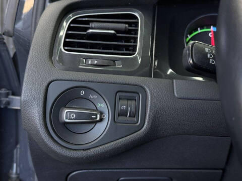 2019 Volkswagen e-Golf SE