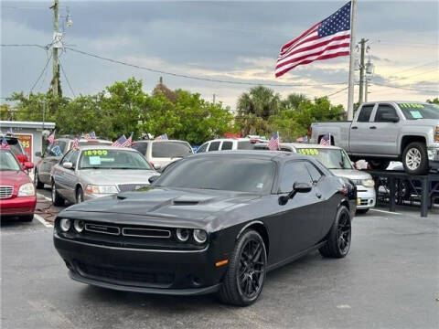 2016 Dodge Challenger SXT