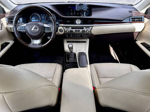 2017 Lexus ES 350