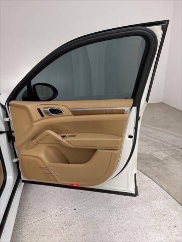 2014 Porsche Cayenne Turbo