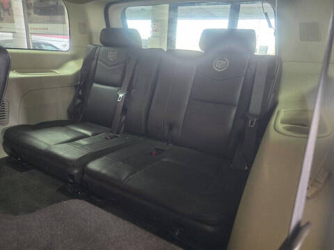 2012 Cadillac Escalade Platinum Edition