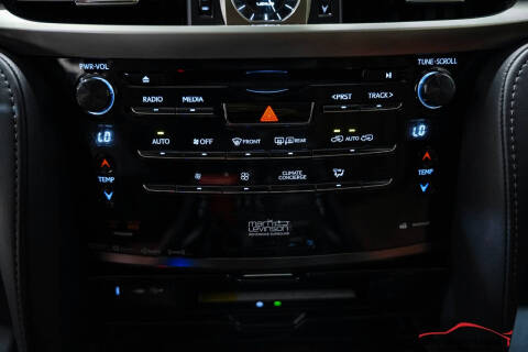 2021 Lexus LX 570 Three-Row