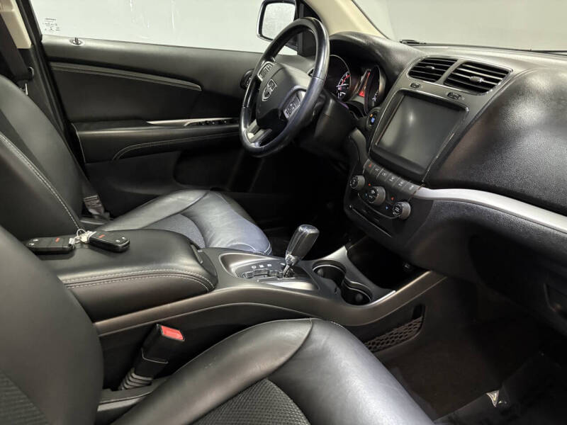 2019 Dodge Journey Crossroad