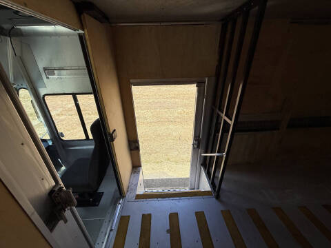 2014 Freightliner MT55 Chassis