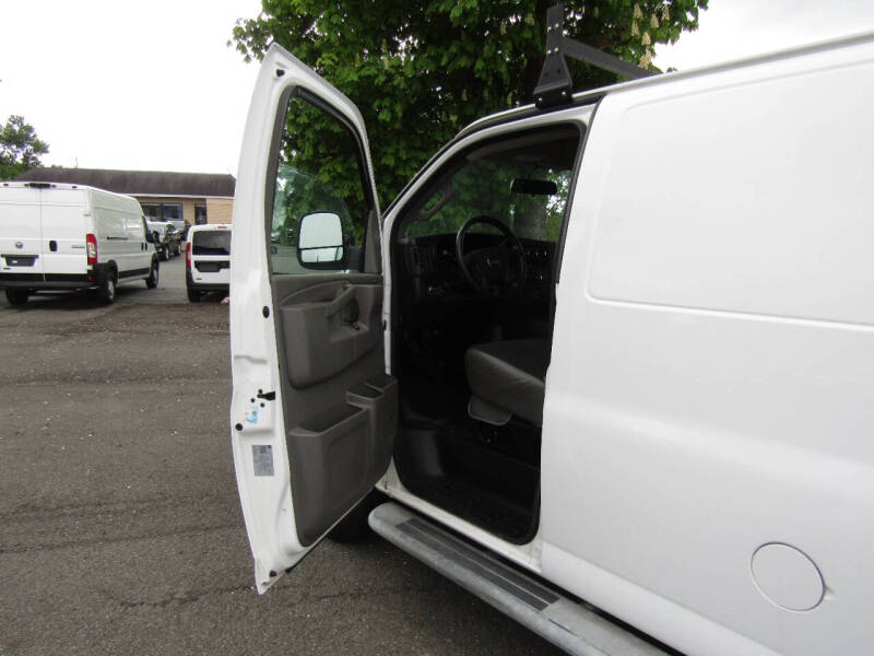 2020 Chevrolet Express 2500