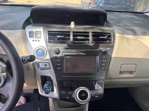 2012 Toyota Prius v Three