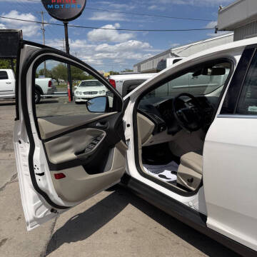 2012 Ford Focus SEL