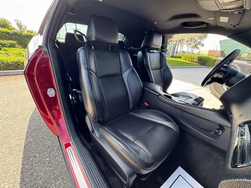 2018 Dodge Challenger R/T Plus