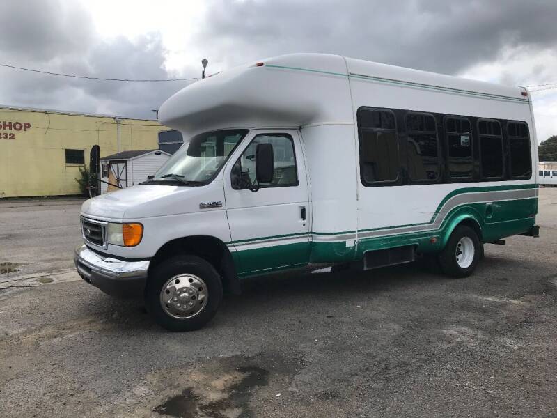Used Buses For Sale in Suffolk, VA 