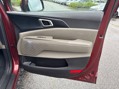 2025 Kia Carnival LXS