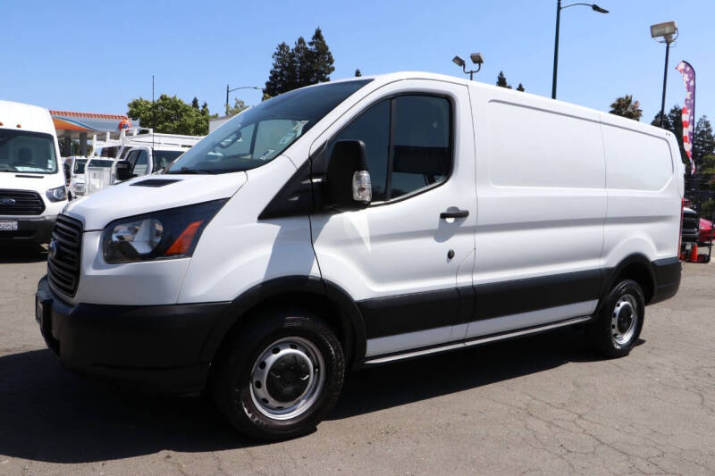 2019 Ford Transit Van Base's photo