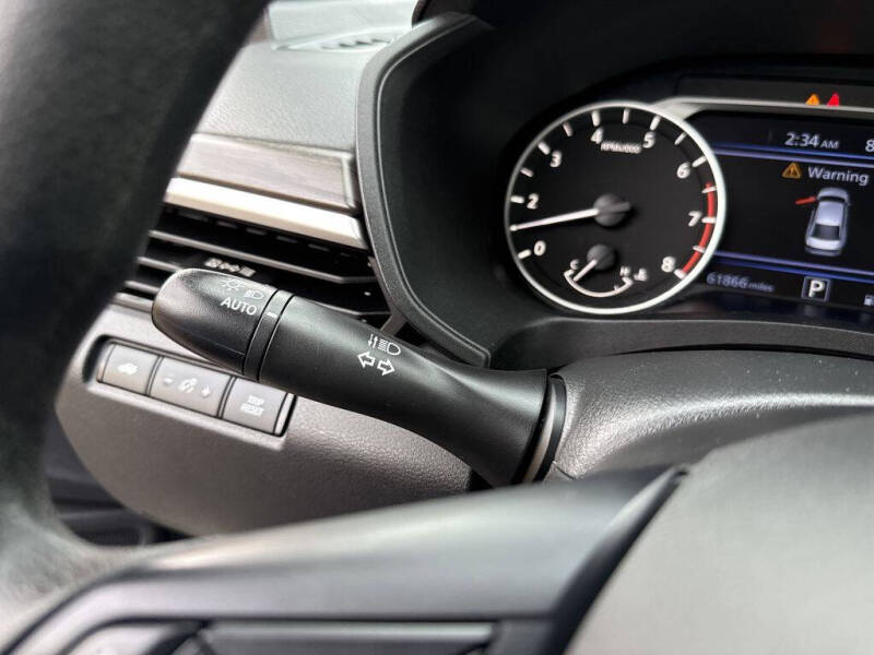 2023 Nissan Altima 2.5 SV