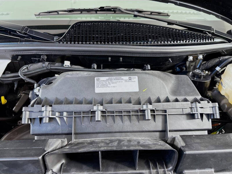 2025 GMC Savana 2500