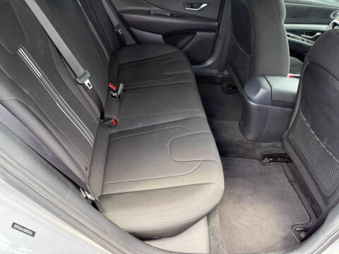 2022 Hyundai Elantra