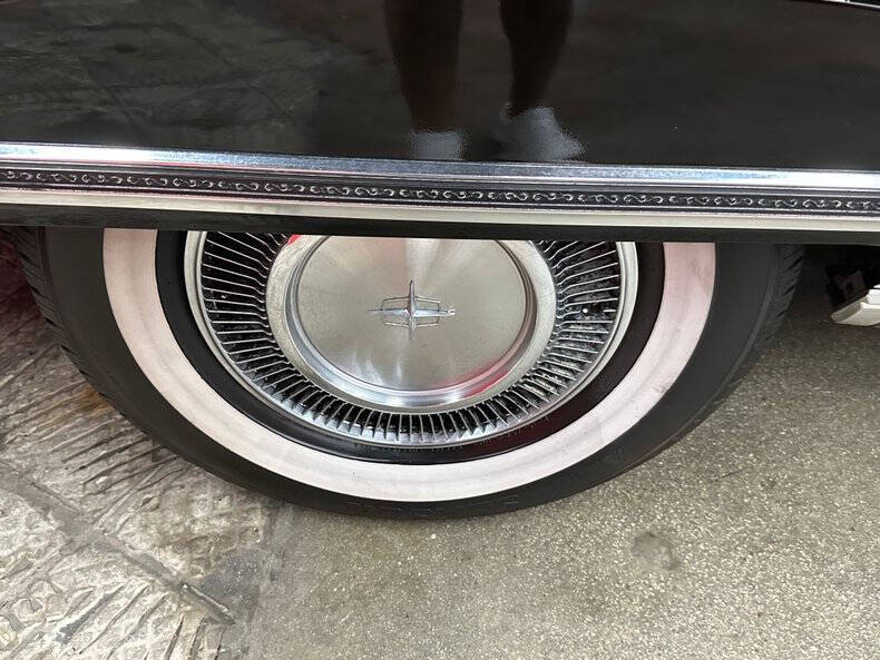 1976 Lincoln Continental