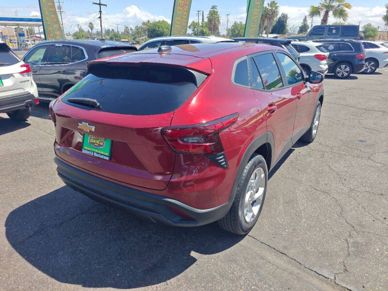 2024 Chevrolet Trax LS