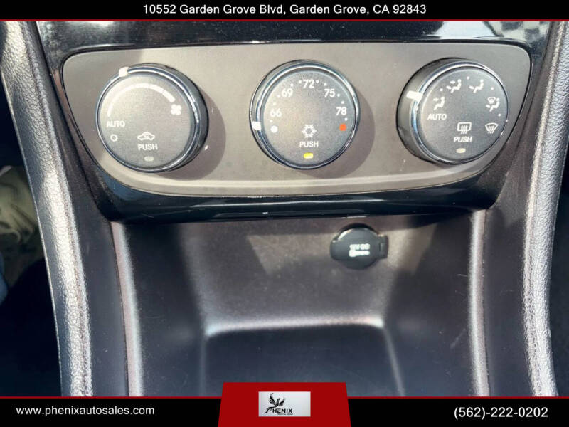 2014 Chrysler 200 Touring