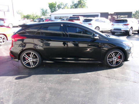 2017 Ford Focus ST