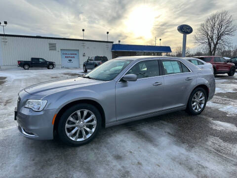 2016 Chrysler 300 Limited
