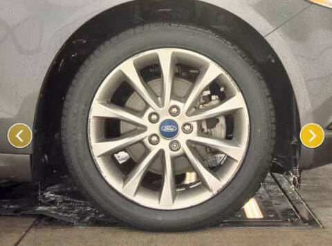 2017 Ford Fusion Hybrid SE