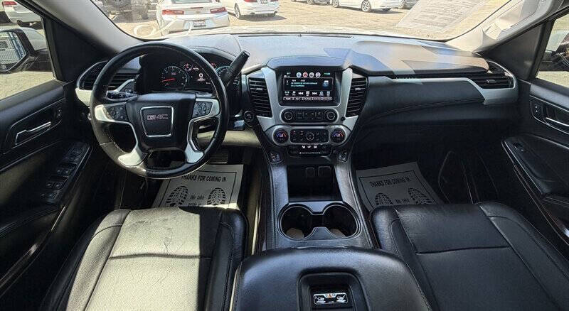 2017 GMC Yukon XL SLT