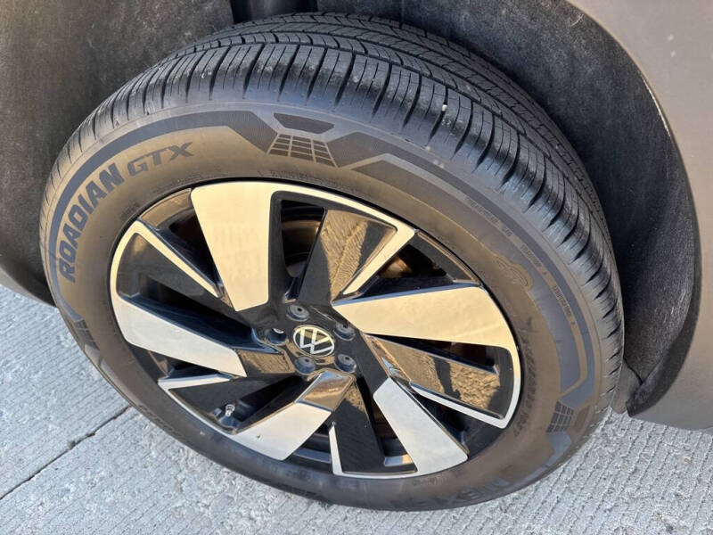 2024 Volkswagen Atlas Cross Sport SE