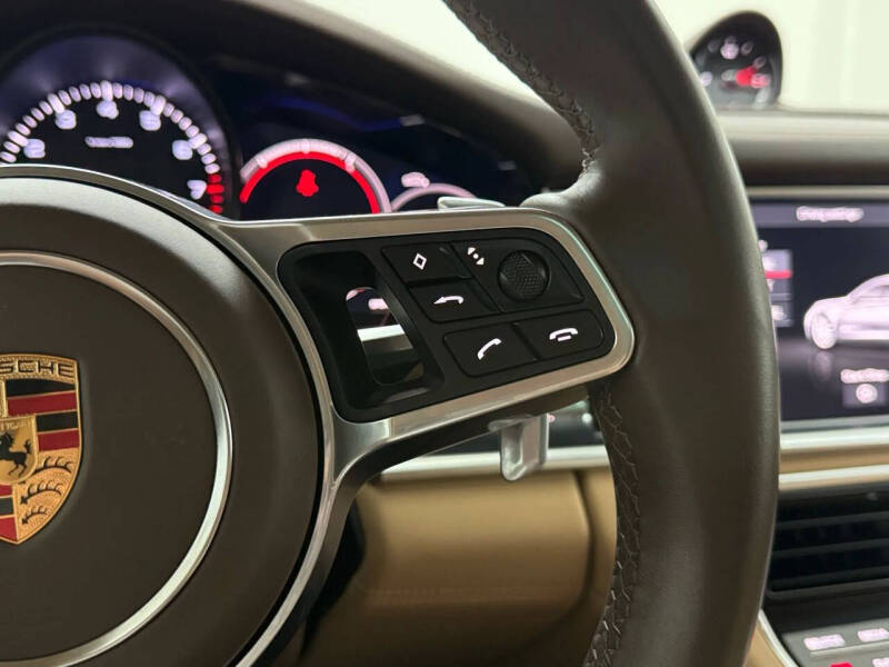 2020 Porsche Panamera