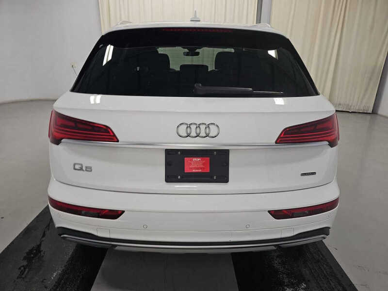2023 Audi Q5 quattro Prestige 40 TFSI