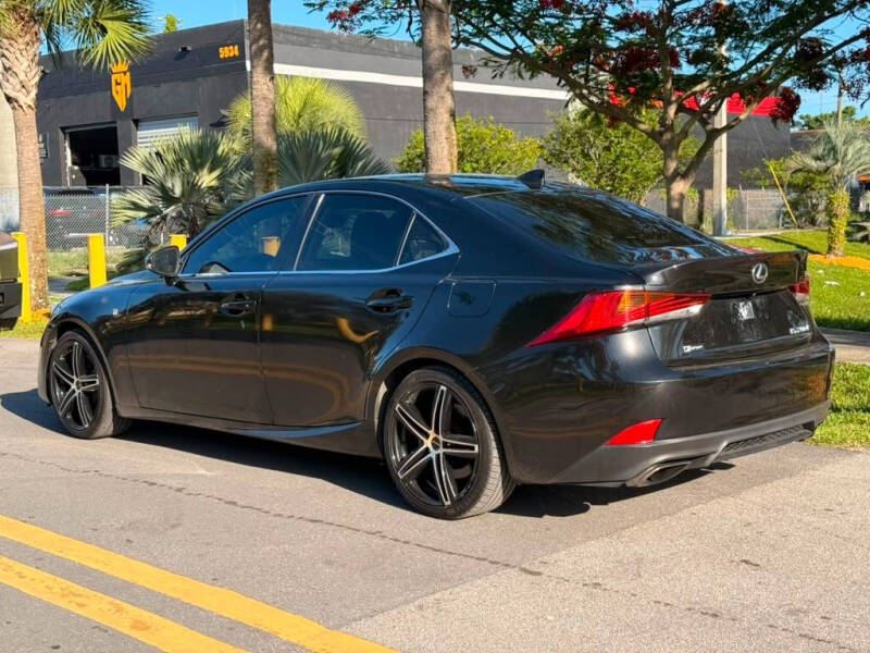 2017 Lexus IS 200t