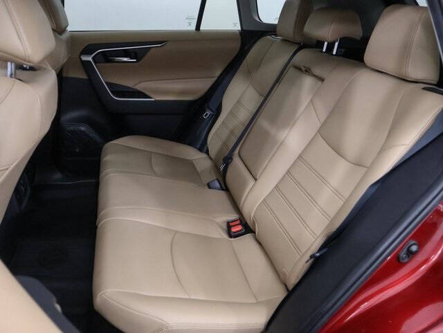 2021 Toyota RAV4 Hybrid XLE Premium