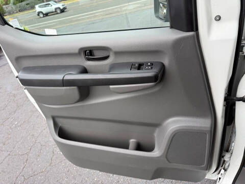 2013 Nissan NV 1500 SV