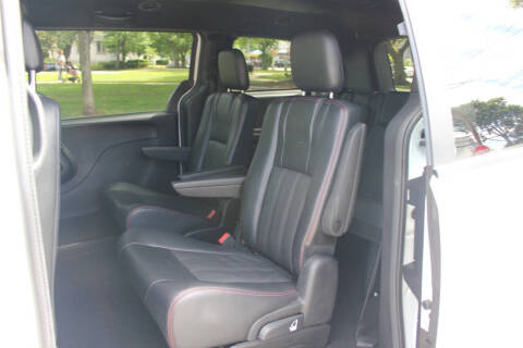 2016 Dodge Grand Caravan R/T