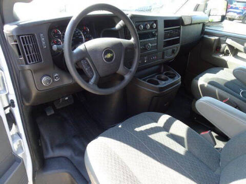 2024 Chevrolet Express 2500