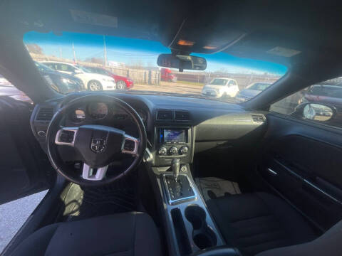 2013 Dodge Challenger SXT