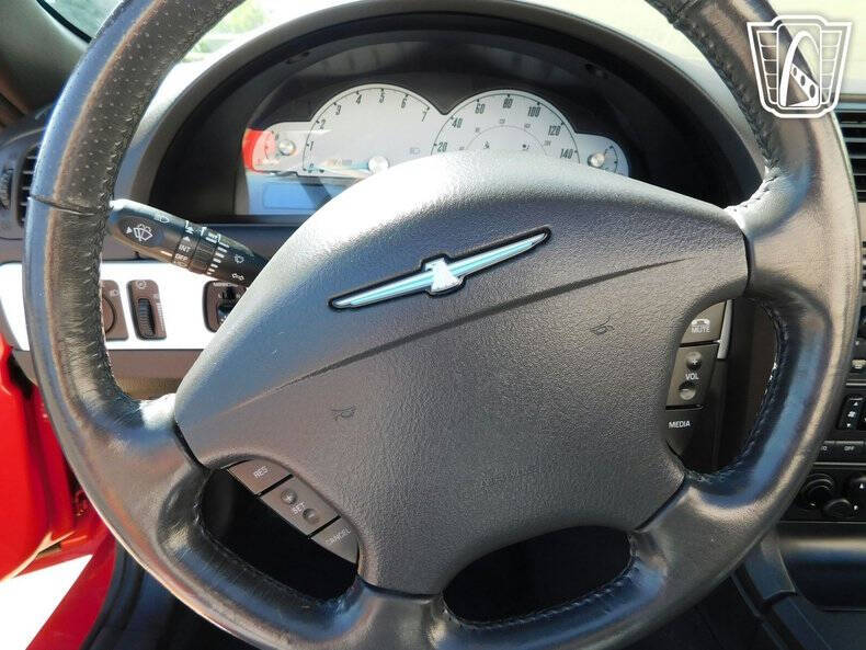 2002 Ford Thunderbird Deluxe